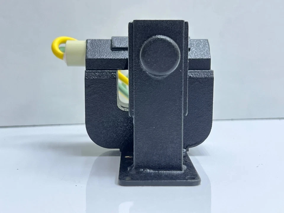 Original brandneues MAGNETRON M5089T
