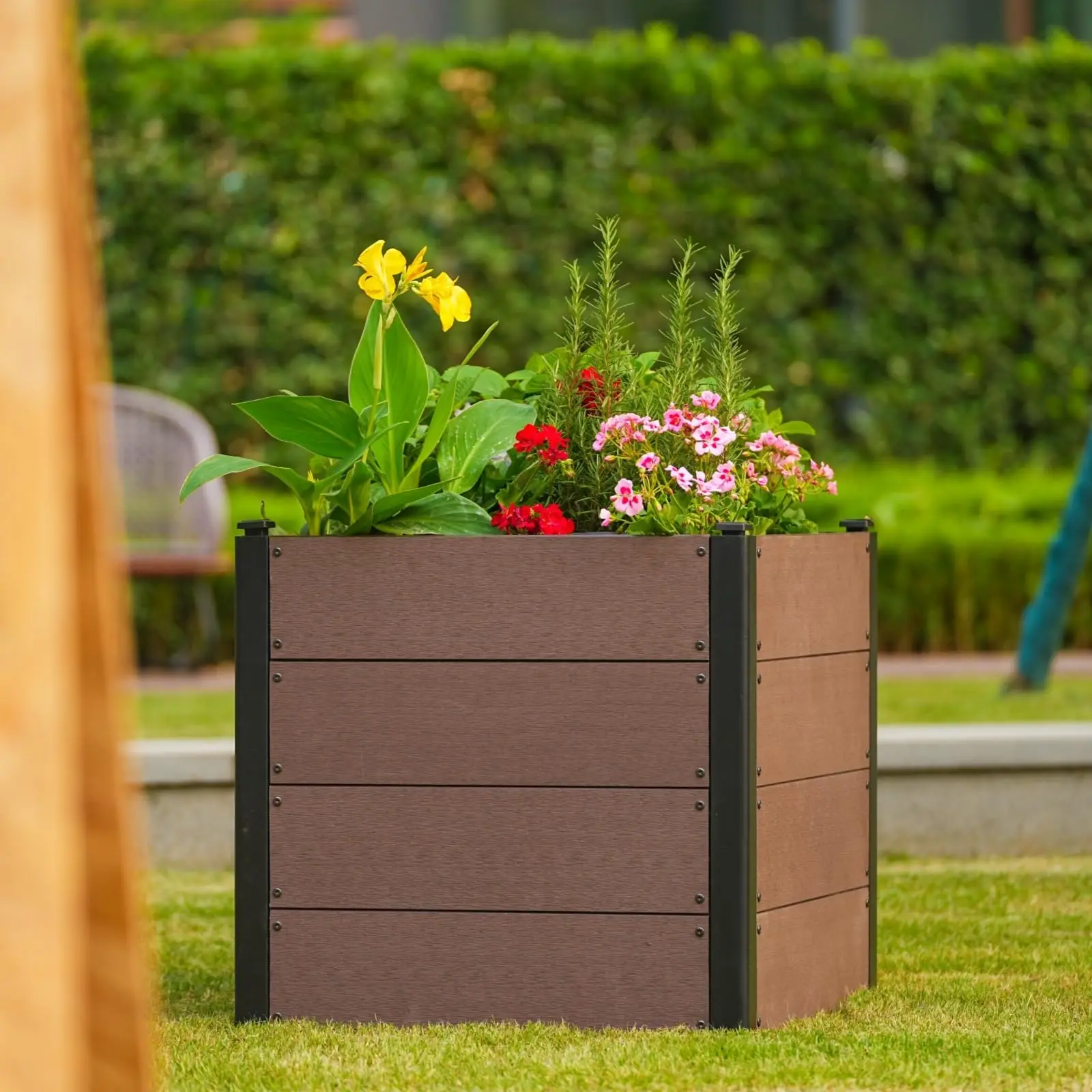 Jardinera Elevada de Madera para Jardín 64X64X60Cm—Con Fondo Abierto, Rectangular, Jardinera, Caja para Vegetales, Caja para Flores, para Patio y Balcón, Resistente a la Intemperie y Fácil de Montar, Marrón