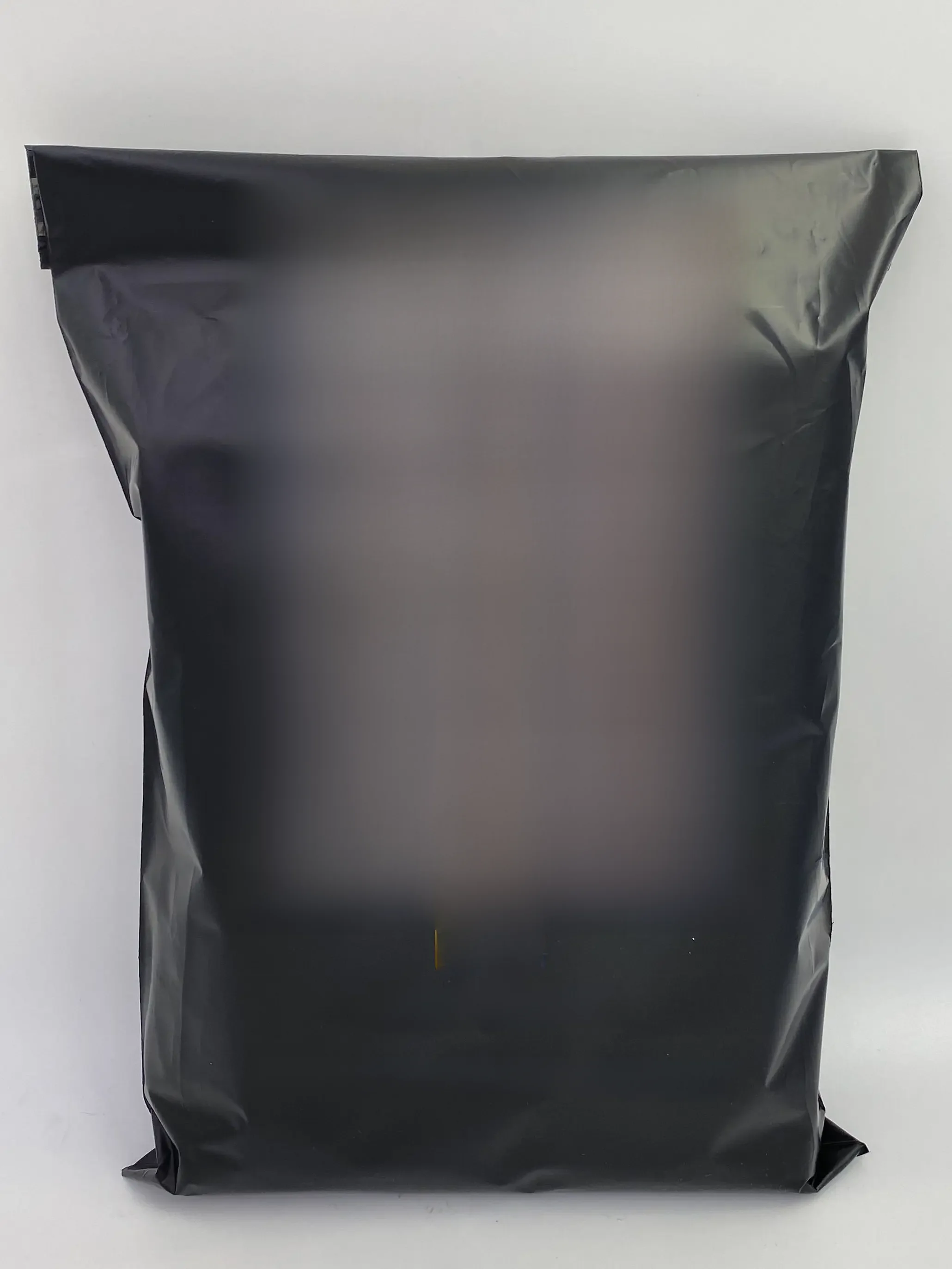 Sacs d'expédition noirs imprimés personnalisés, finition mate, avec Logo, courrier en plastique, Poly, emballage cadeau, sacs d'expédition pour vêtements, 100 pièces