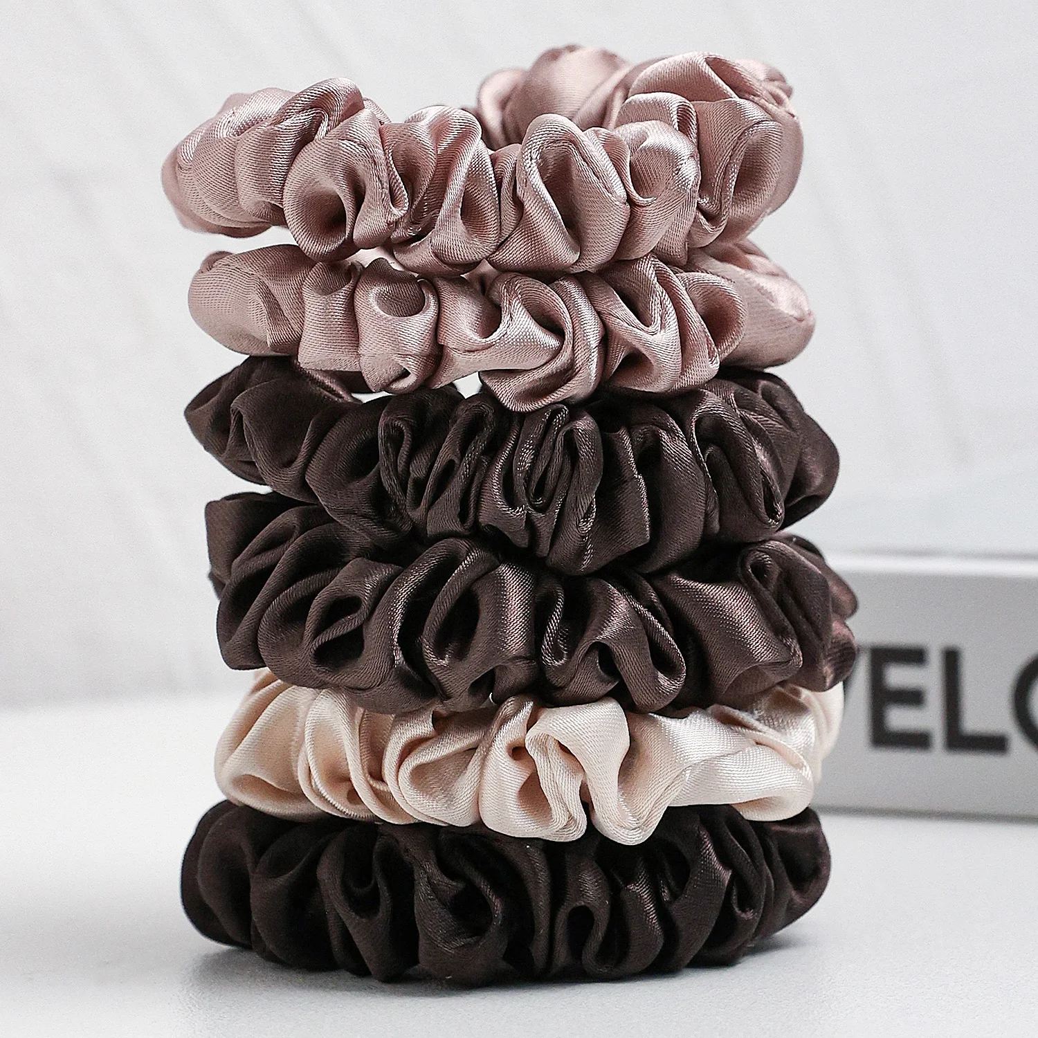 

6-Piece Solid Color Women's Small Intestine Ring Hair Accessories Set