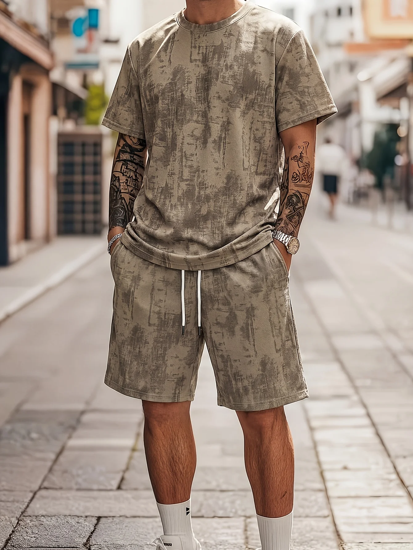 

New Men's 2pcs Matching Short Sleeve T-Shirt & Matching Shorts - Breathable Casual Beachwear Matching Outfit with Short Sleeve