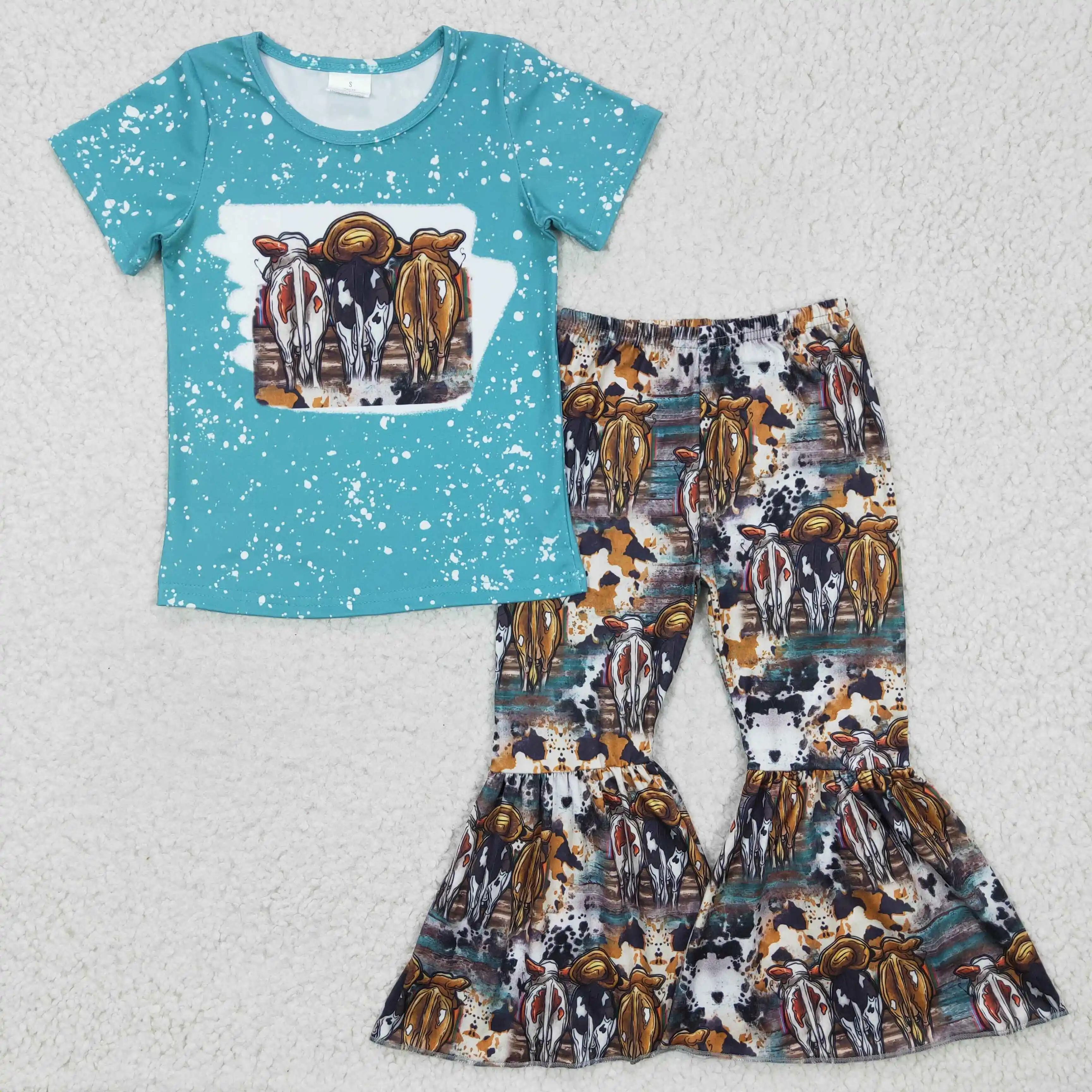 

Z813-02 GSPO0279 girl blue short sleeve top and milk cow pattern bell pants