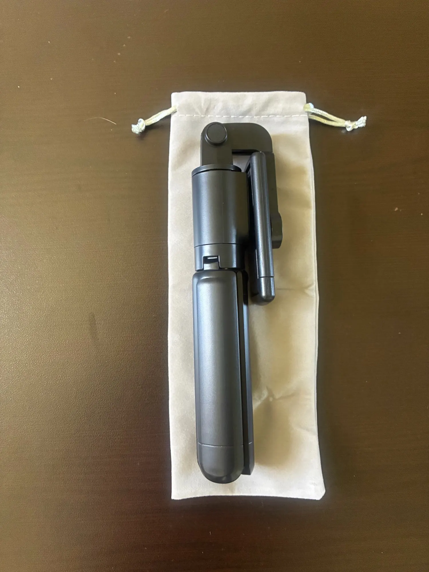 FGCLSY New Tripod for Smartphone Camera,Stand with Bluetooth shutter and light,Wireless Selfie Stick brackets with Phone Holder photo review