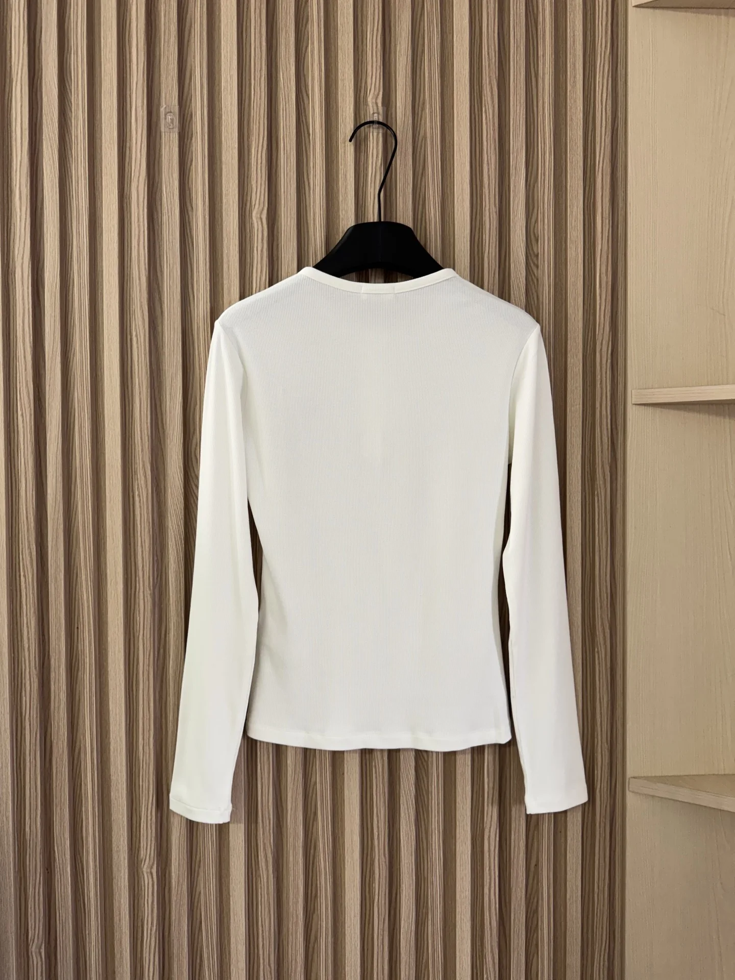 

2025 Autumn/Winter New Women's Round Neck Long Sleeved Base Shirt