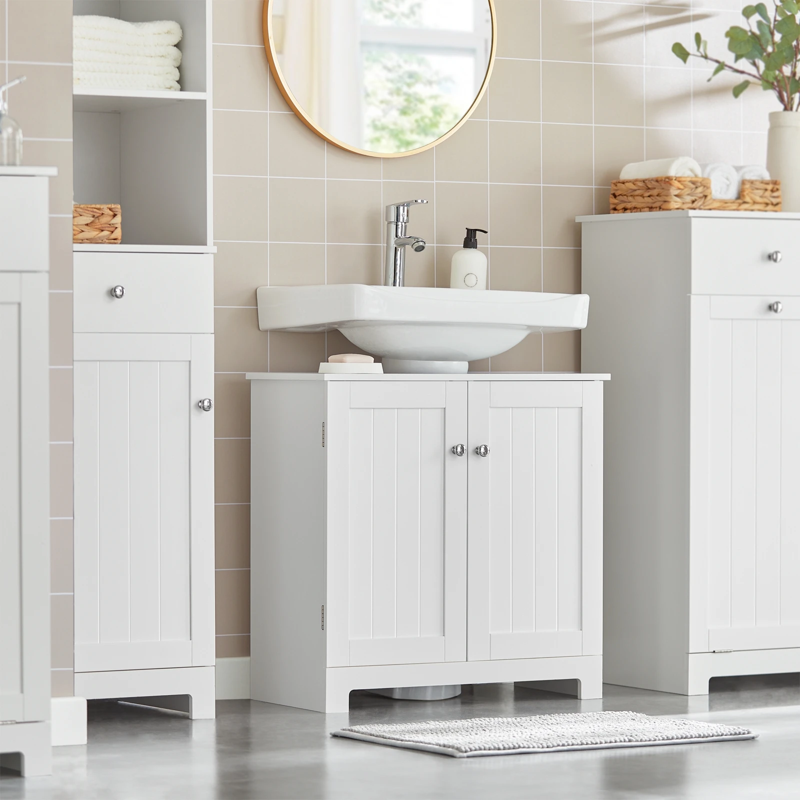 cabinet interior shelves