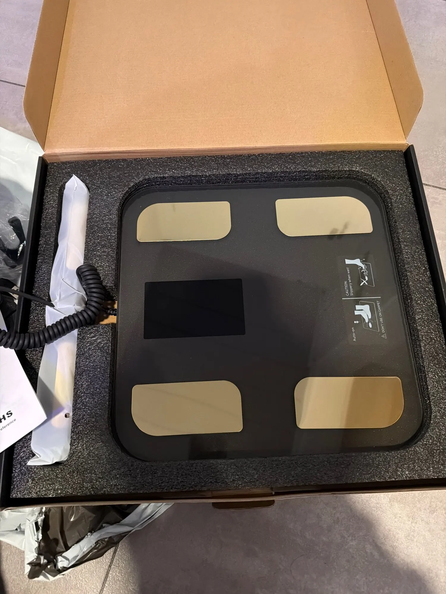 Smart Body Composition Scale with Handheld Sensor – 1.5 m Spiral Cable | Fitness & Health Tracker