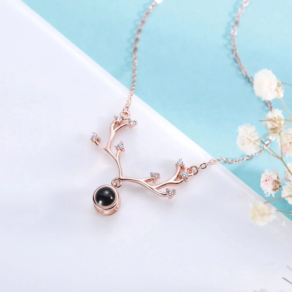 Dascusto Personalisierte Foto-Halskette, Geweih-Anhänger, Versprechens-Halsketten, personalisierte Projektions-Halskette für Frauen, Geschenk, Jahrestag – Detail 4