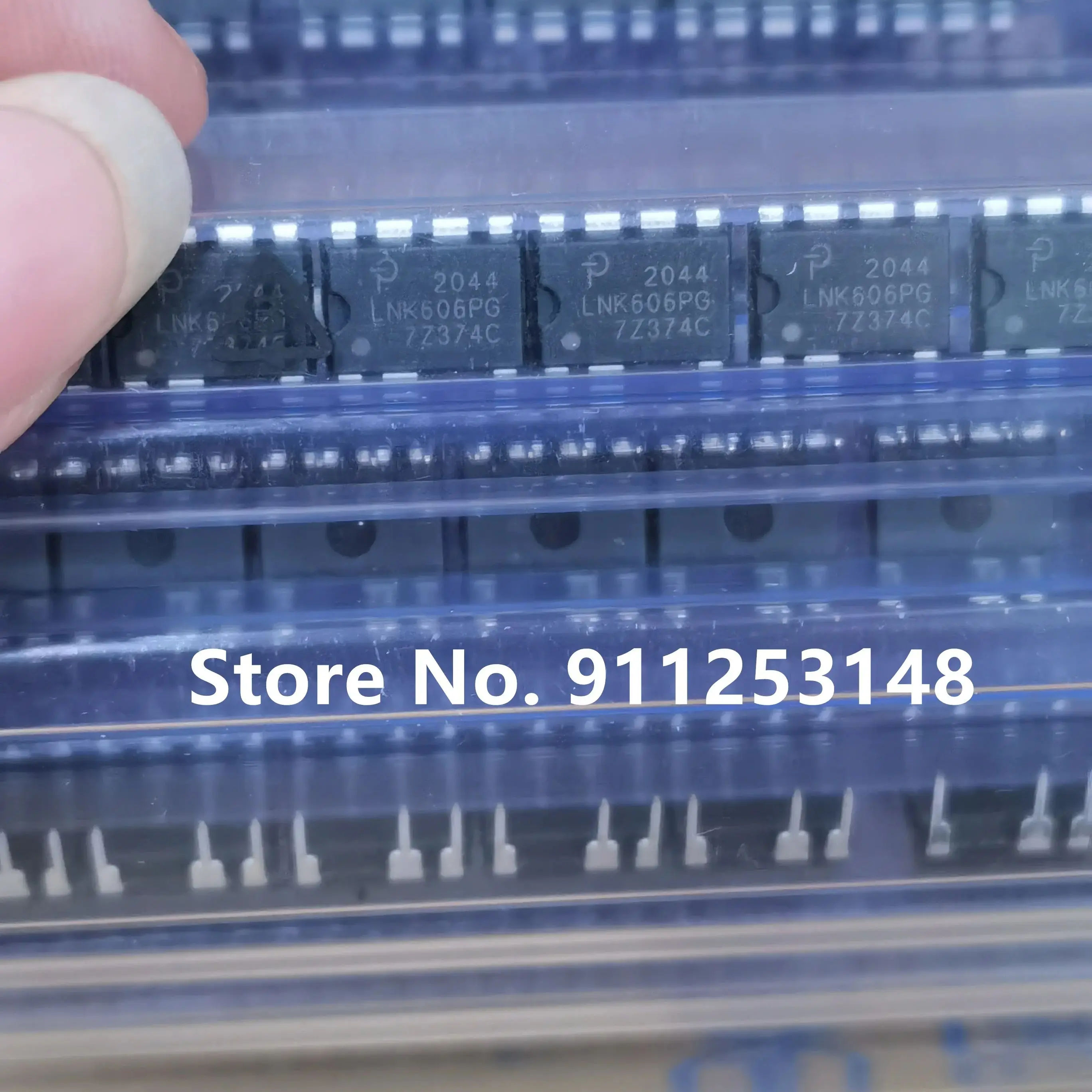 10pcs/20pcs/50pcs/Lot LNK606PG Original Transistor voltage 700V Switching frequency 85kHz