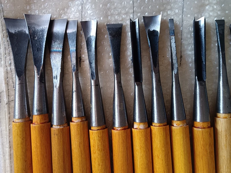 Holzbearbeitungs-Schnitzmesser, Wurzelschnitzwerkzeug, Werkzeug zur Herstellung von Teetablett-Basen, Ausstanzmesser, Meißel-Set – Detail 7