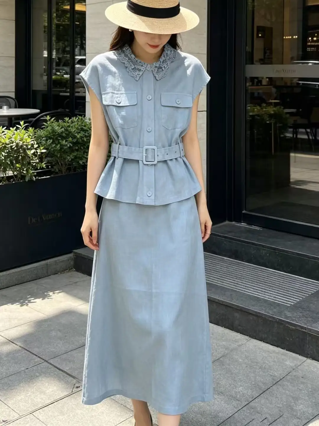 

High-quality exquisitely lace trimmed 100% linen fashionable straight skirt set with belt