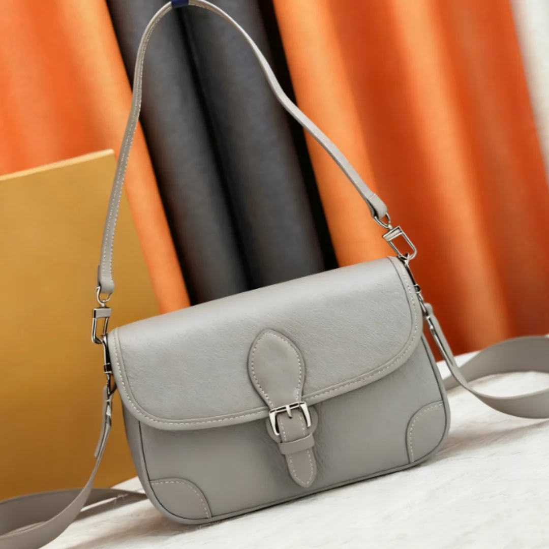 

25 new shoulder bag trendy casual versatile handbag