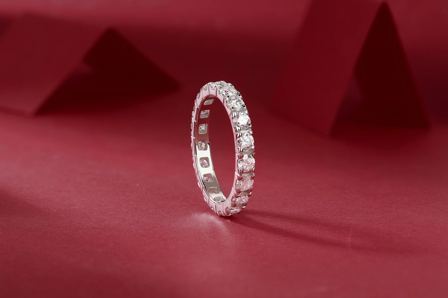 (Сертификация GRA) Женское кольцо с муассанитом Utopia S925, серебряный лоток, закрытый дизайн, подходит для любовных подарков, модель R12880-3.0-804