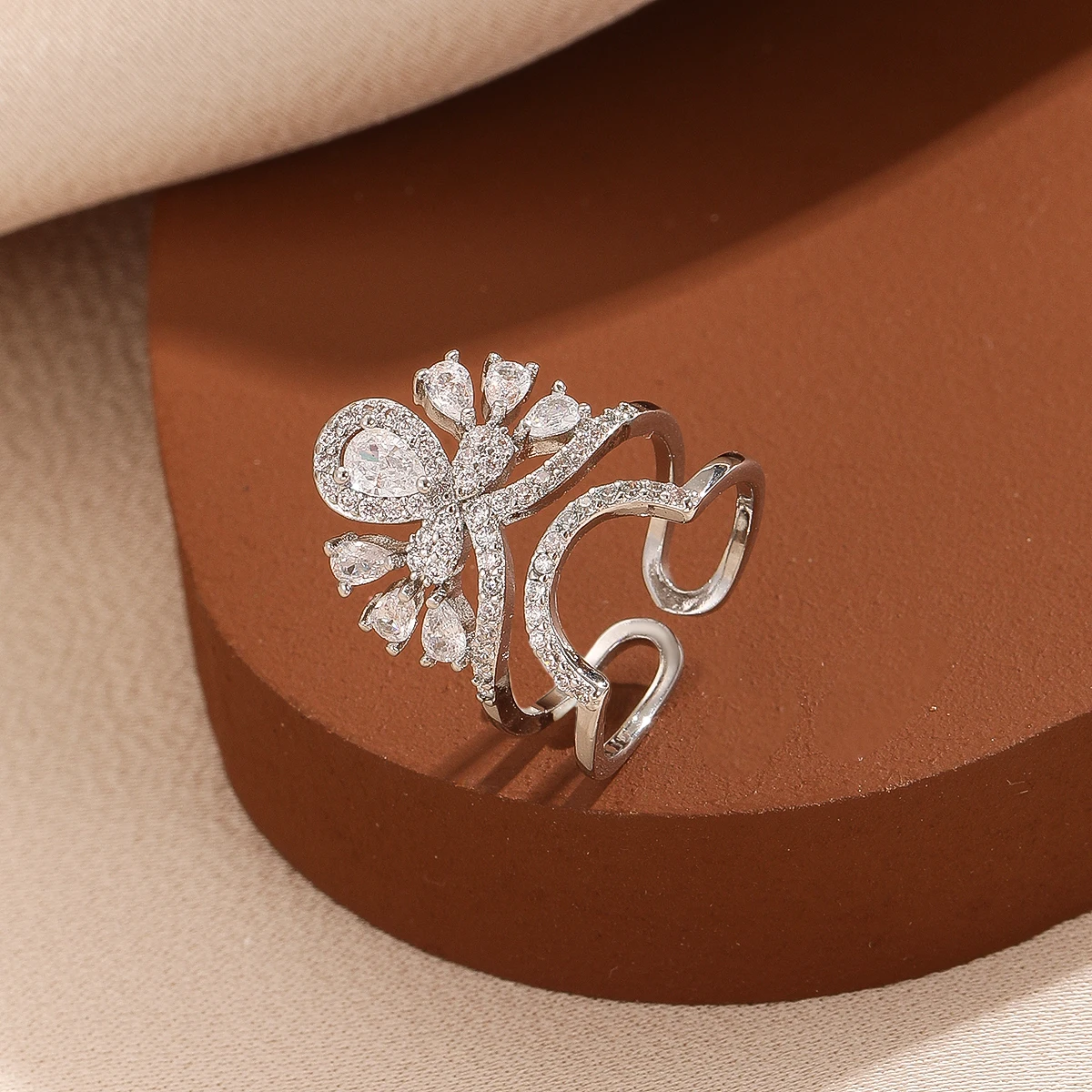 High-end Style Micro-inlaid Zircon Open Nail Art Wear For Women, Niche Design, Versatile Accessories For Banquets