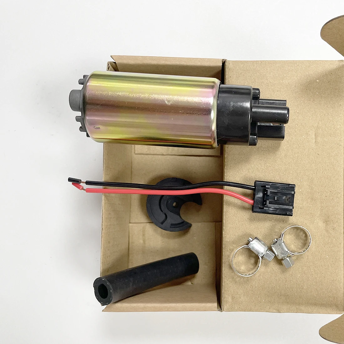 

Fuel Pump for Benelli TNT 1130 / Tornado Tre 900 / TreK Tre 1130 K / Cafe Racer 1130 / TNT 899 899S / Titanium / 2003-2013