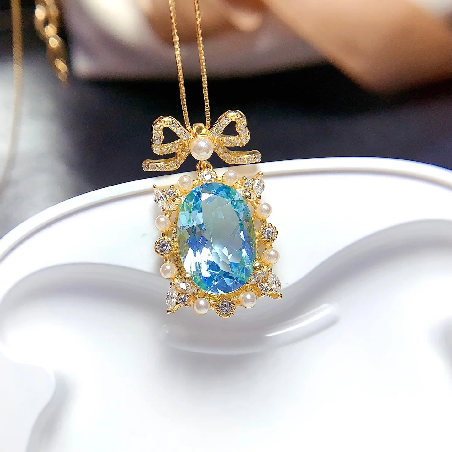 

KJJEAXCMY Girls' Jewelry 10x14mm Natural Blue Topaz Necklace Pendant 925 Pure Silver Plated 18K Gold Clearance Sale Party Gift