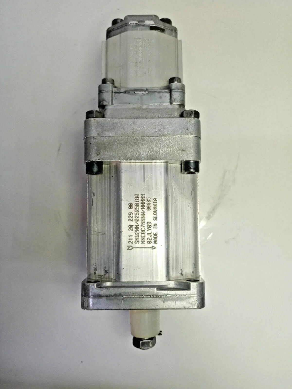Hydraulic Gear Pump SNW Series SNC Series SNP2 Series SNW2 Series High Pressure Oil Pump for Hydraulic Systems