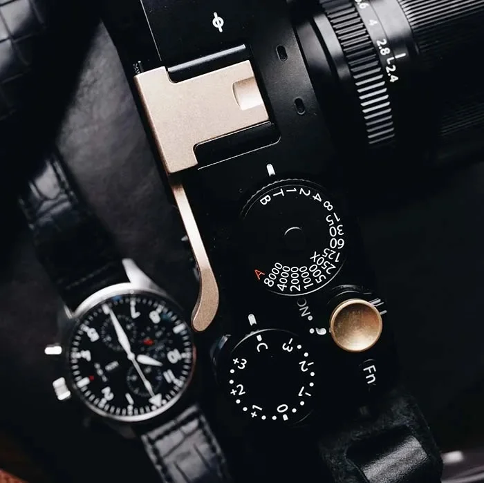 Mosiężny uchwyt na kciuk, podpórka na kciuk, osłona hot shoe do aparatu FujiFilm X100F XT20 XT10 X100F X100V x100vi Xpro2 XPRO3 XT4 XT5 XT50 XM5 — zdjęcie 2