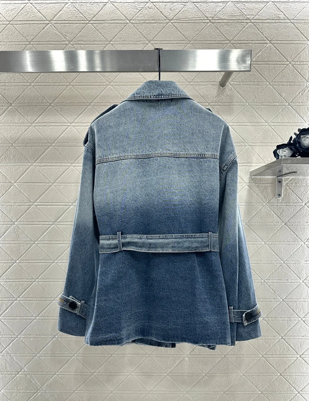 

2025 Early Autumn Fashion Slim Fit Women's Clothing Retro Washed Denim Jacket Coat Twill Cotton Printed Denim Mid-Length Coat
