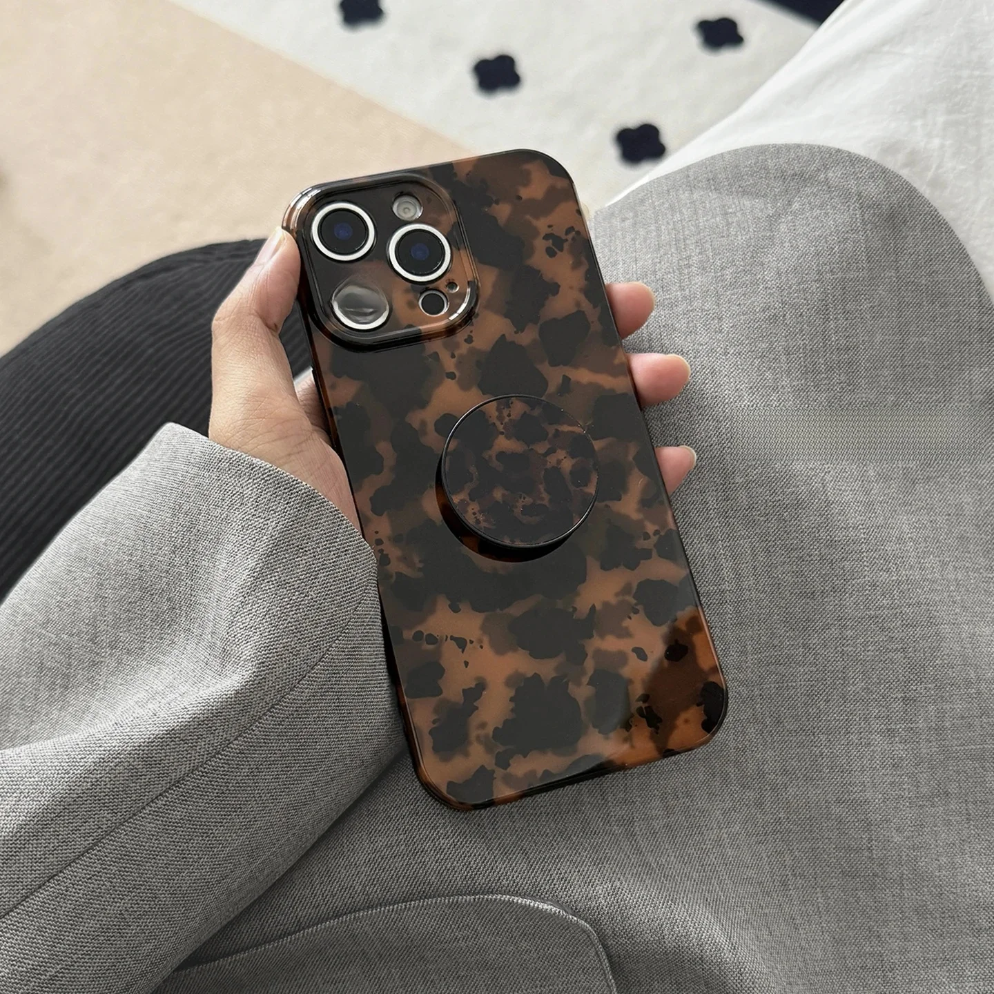 Stylowe, ciemne, błyszczące etui Tortoiseshell Amber do iPhone'a 16 15 14 13 12 Pro Max Wstrząsoodporne etui ochronne — zdjęcie produktu 7