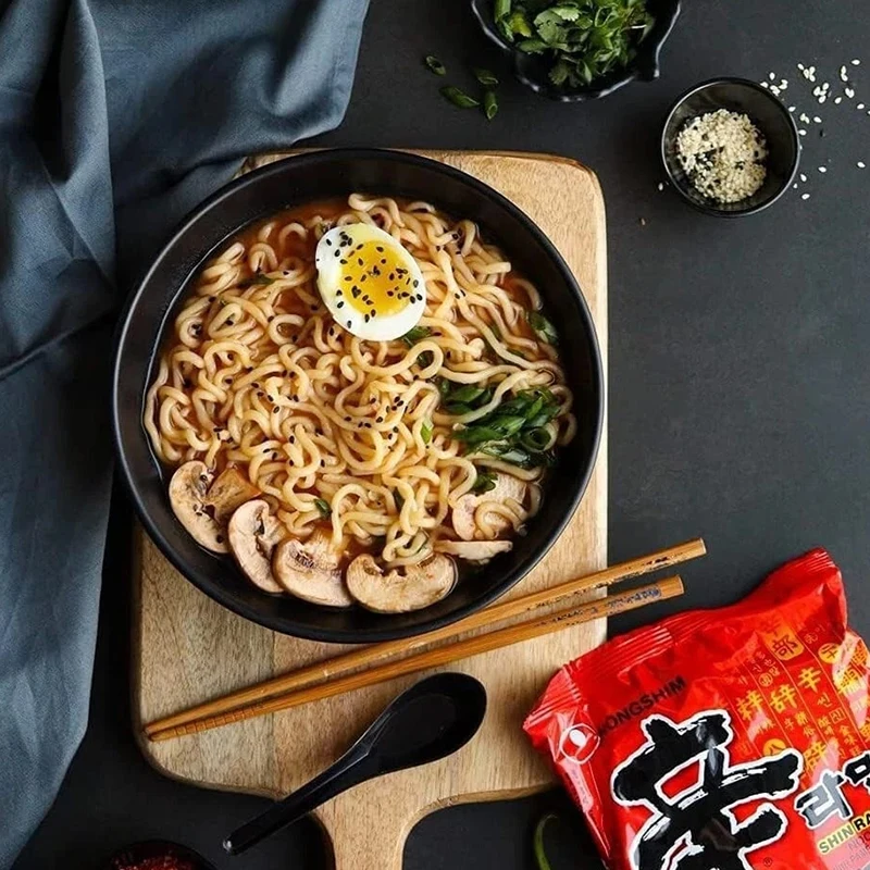 نودلز رامين فورية من NongShim-Shin rmyun ، متبل الذواقة ، عبوة 40