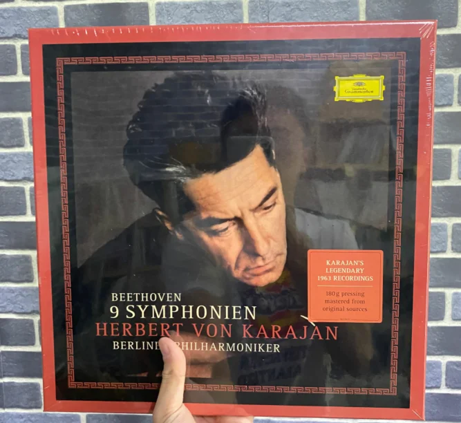 33 RPM 12 inch 30 cm Vinyl Records Phonograph 8 LP Disc Karajan Conductor Beethoven Symphony Complete Works World Classic Music