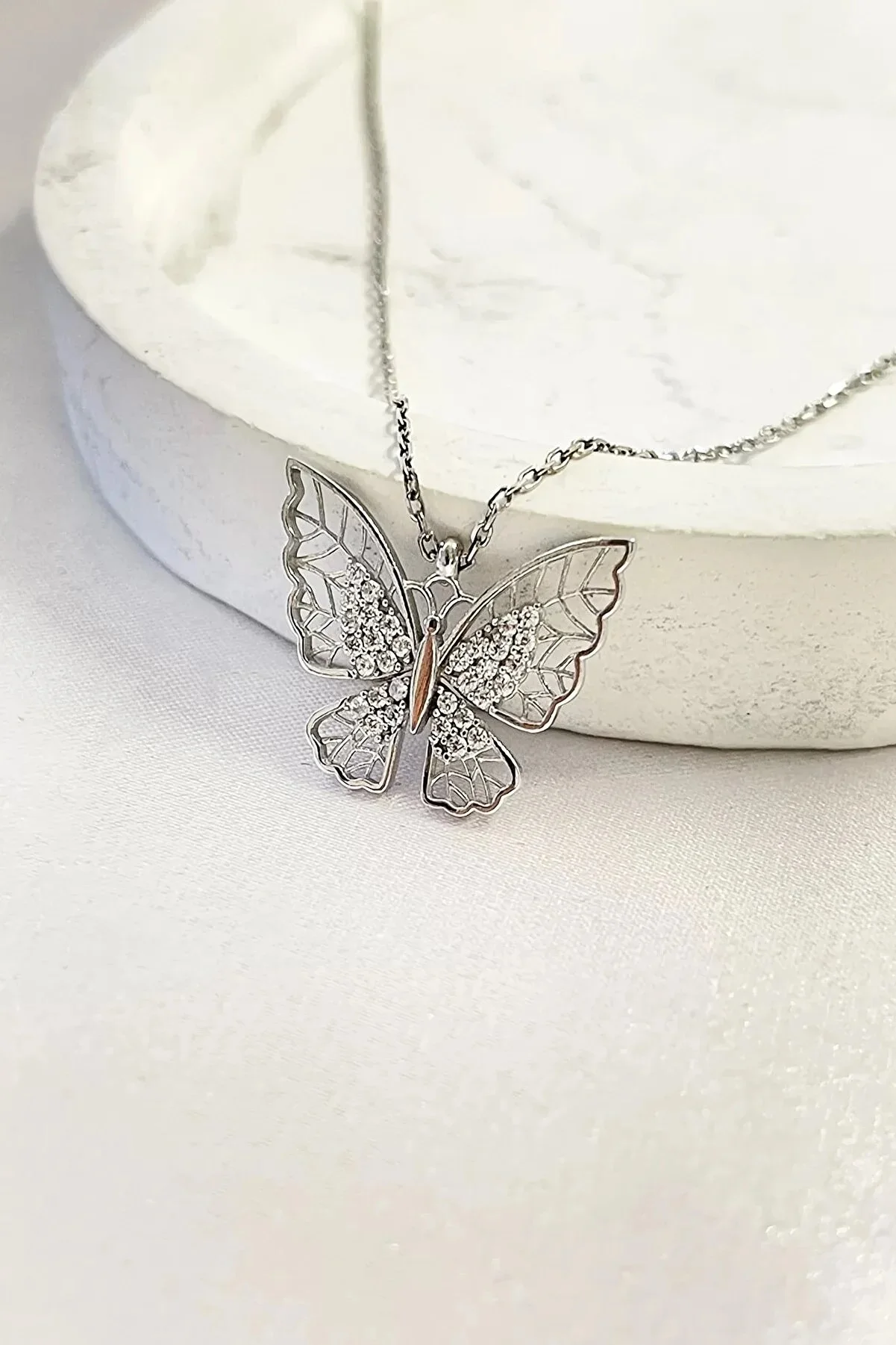 Rossalia Filigree Butterfly Necklace 925 Sterling Silver Handmade Craftsmanship 2022 Jewelry Trend