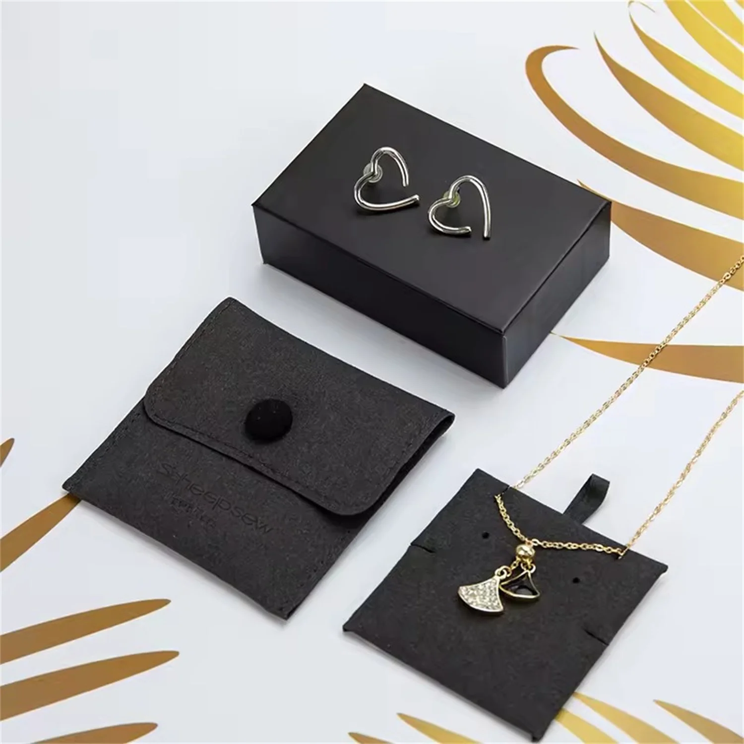 

15 шт., высококачественный мини-замшевый фиолетовый бархатный мешочек на заказ, сумка-конверт для ювелирных изделий, серьги, бархатный мешочек, упаковочная сумка для браслета