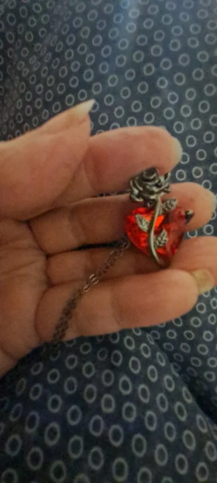 Heart Of Thornes Pendant photo review