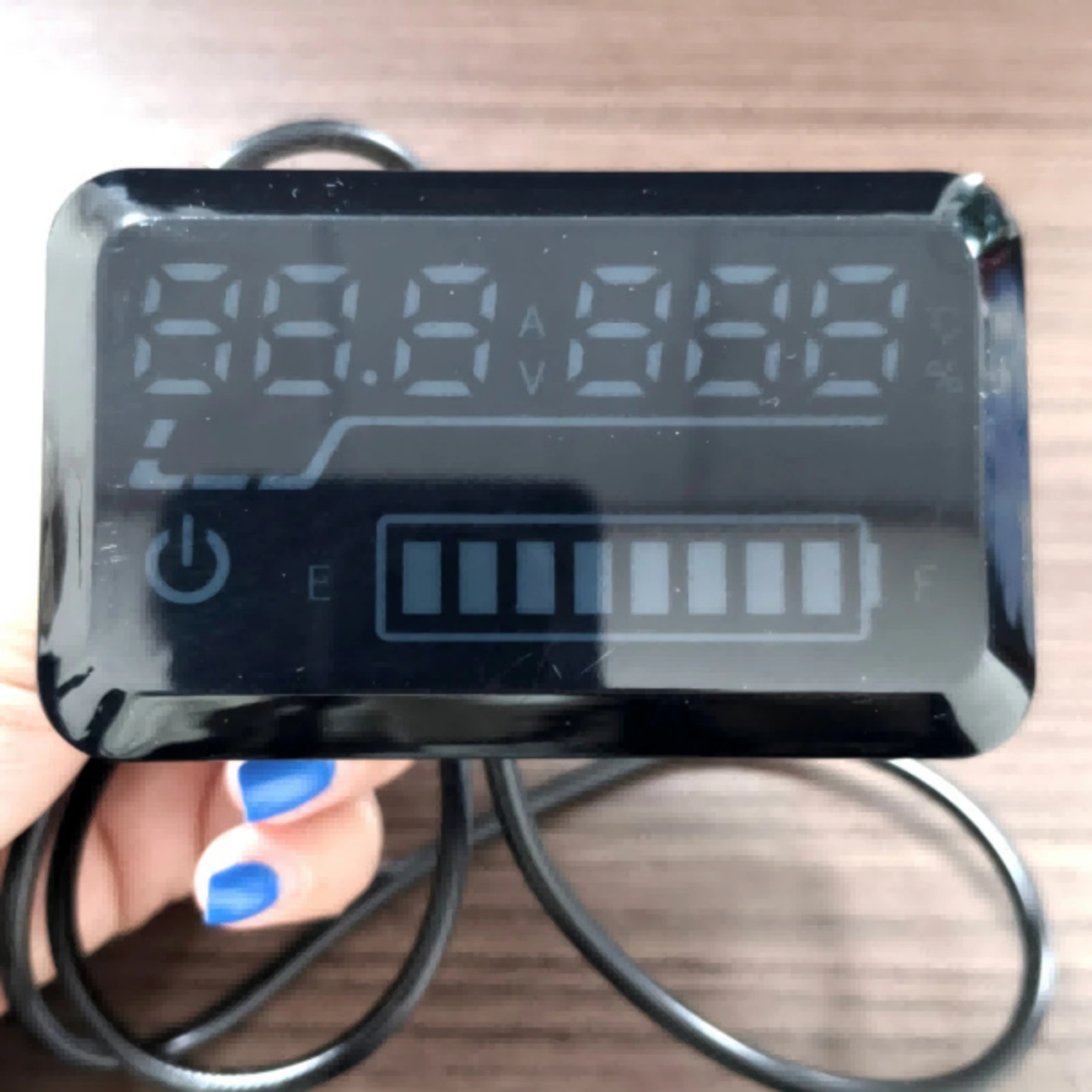 Electric Scooter Battery Indicator 48V‑72V Digital Battery Gauge Mini Power Display Meter for E‑Scooter Moped Replacement Parts view 2