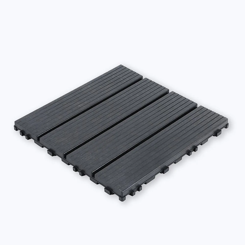 Weerbestendige buitenkliktegels 30x30cm 44 stuks PVC-materiaal, veerkrachtig, waterdoorlatend, eenvoudig zelf te plaatsen voor patio's en looppaden.