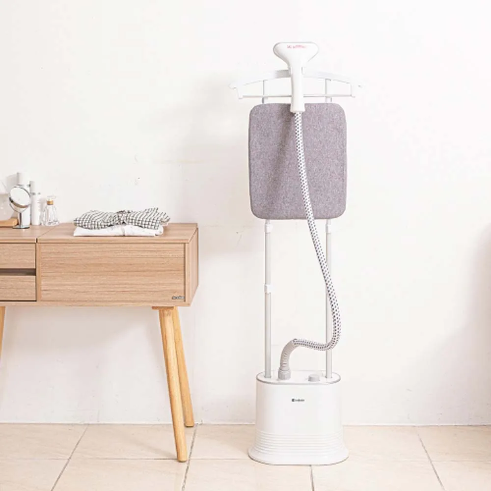 Benheim Stand Steam Iron Kssi-2000 Turbo Steam آلام سعة كبيرة 3 مستويات تعقيم قابل للتعديل الارتفاع يمكن إزالة الروائح الكريهة