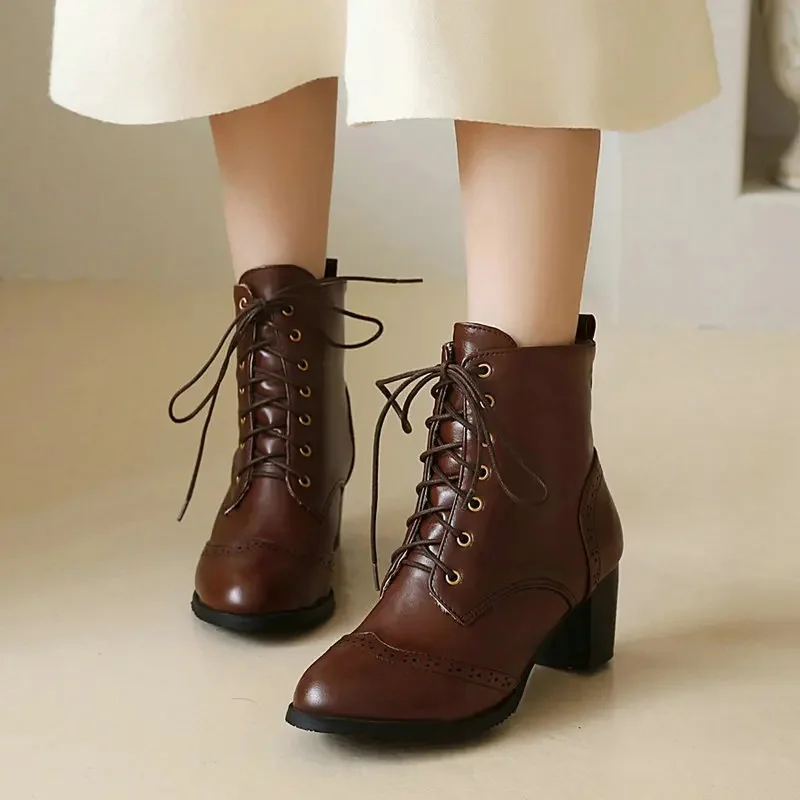 Bottines de moto à lacets pour femmes, chaussures à talons hauts, marron, noir, blanc, rinçage, automne, hiver, 34-48