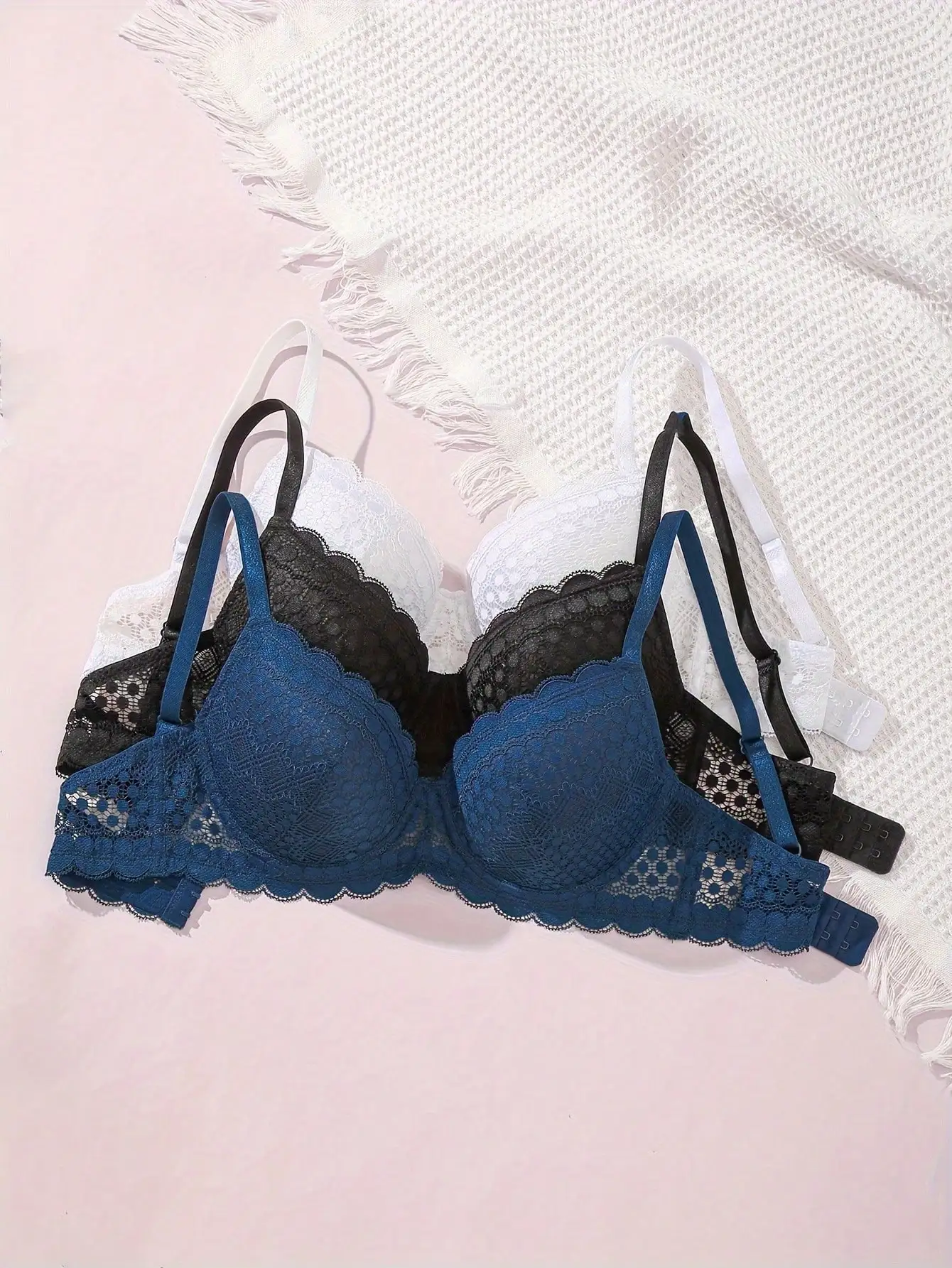 Women\'s sexy lace comfortable breathable lingerie underwire push-up  bra B C D cup bra in multiple colors to choose from