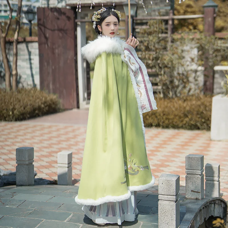 Capa Hanfu gruesa y cálida para mujer, capa verde con bordado tradicional chino, disfraz de Cosplay, capa de Navidad para niña