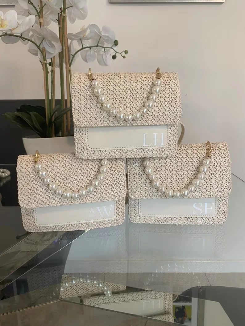 Personalised Bridal Pearl Handbag Bride to Be Hen Party Pearl Clutch Bag Honeymoon Gift Bridal Shower Woven Straw Bag