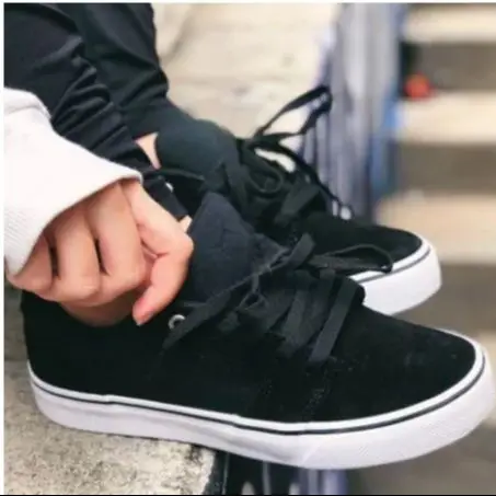 Men's sneakers DC SHOES All Black from the 34 to the 43 launch beginning of the year skater tennis GUARANTA JA!!