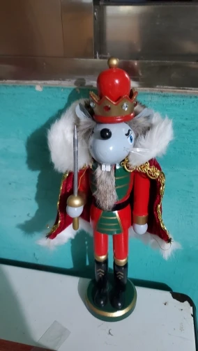 30CM Mouse Nutcracker King Wooden Craft Lotus Wood Cartoon Christmas Decoration Home Decoration Gift Ornaments photo review