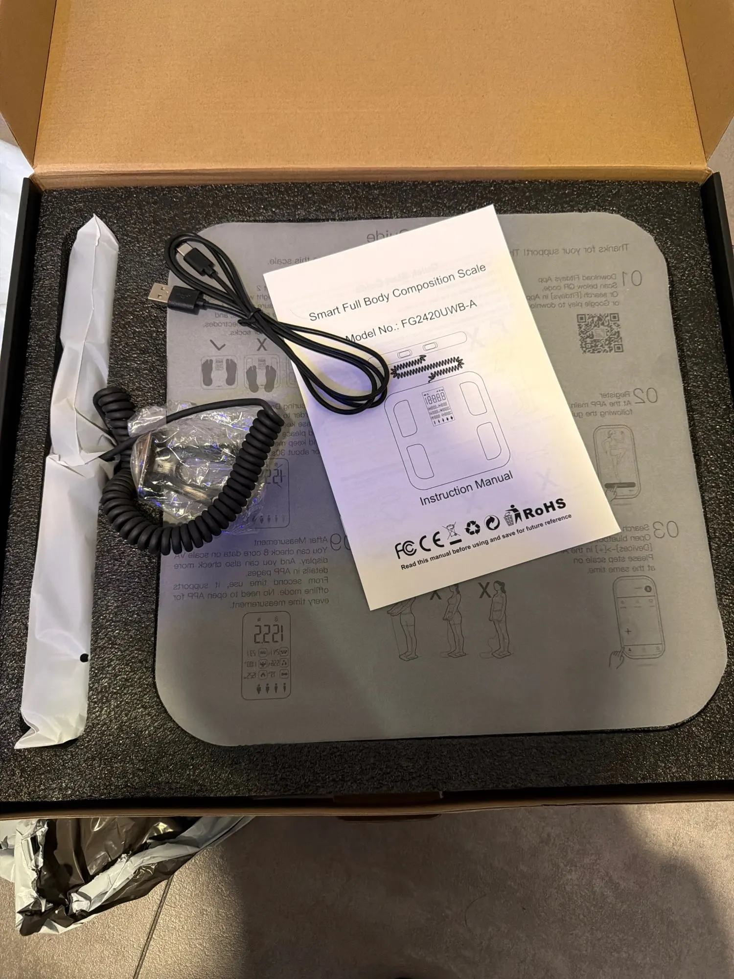 Smart Body Composition Scale with Handheld Sensor – 1.5 m Spiral Cable | Fitness & Health Tracker
