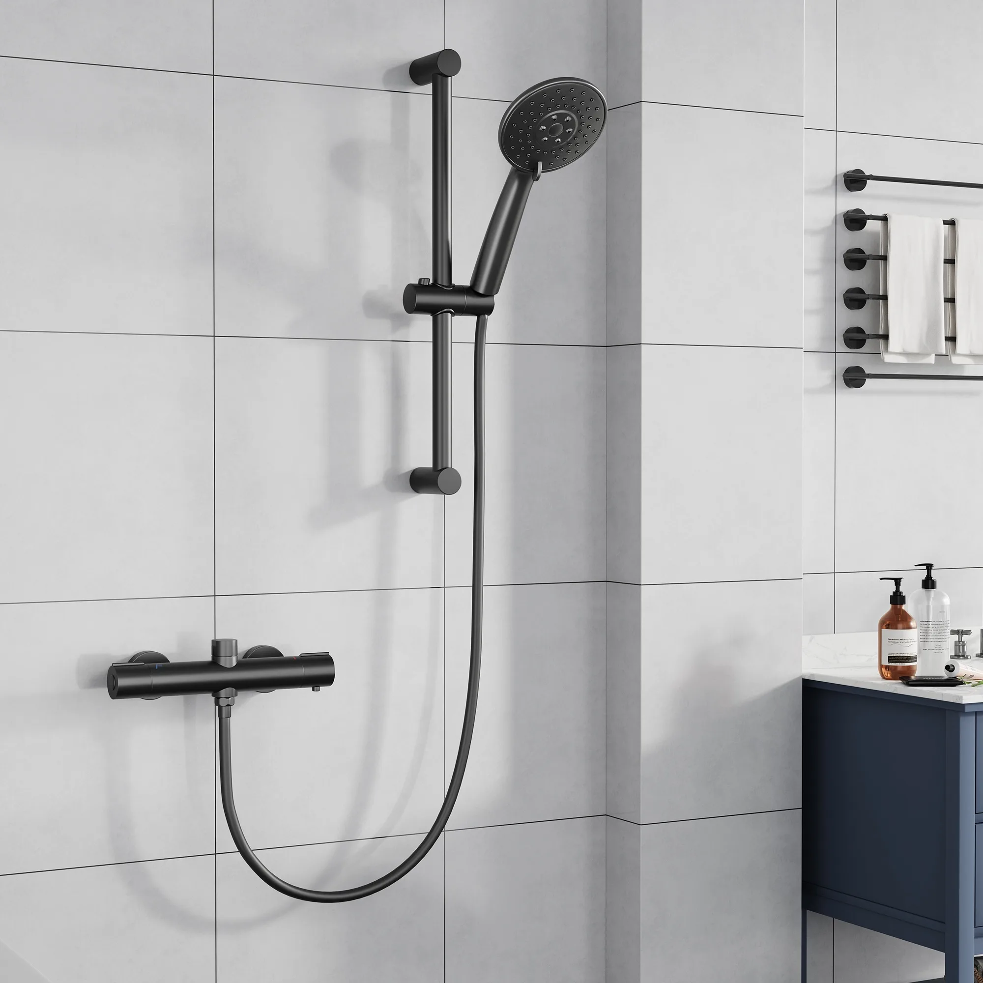 Moderne thermostatische doucheset met 38 functies ° C Anti-Verbrandingsveiligheidsvergrendeling & Handdouche met 3 sproeifuncties. Wandgemonteerd, zichtbaar mengsysteem met verstelbare schuifbalk &
