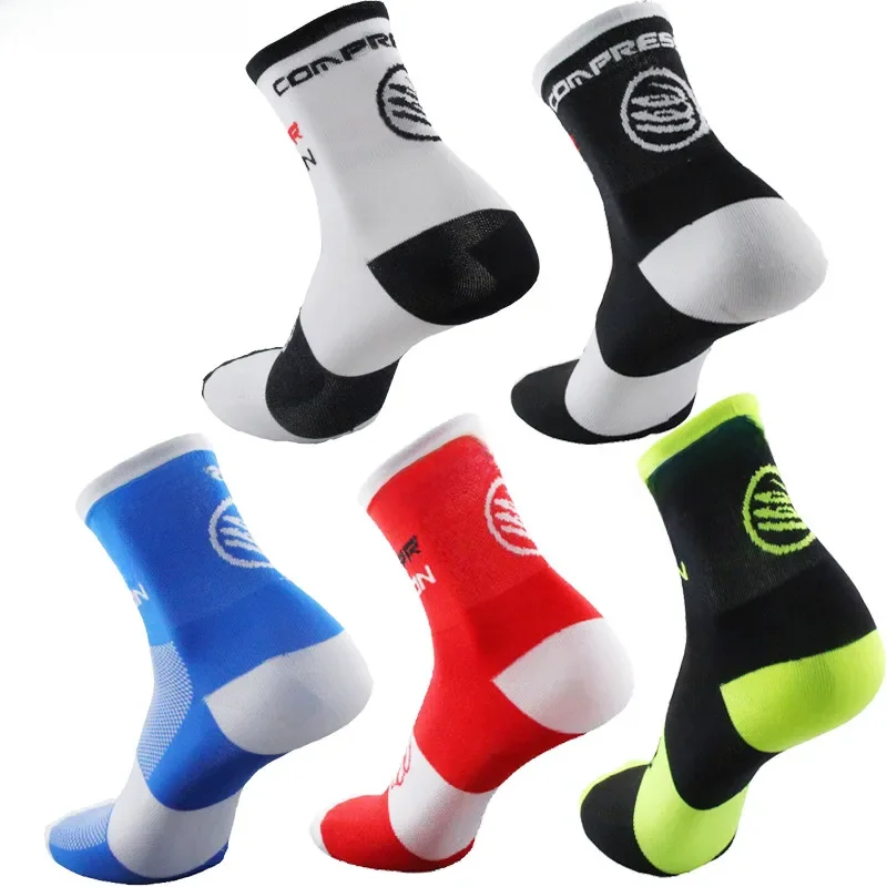 AliExpress 2017 New Cycling Socks High Elasticity Outdoor Sports Wearproof Bike Footwear For Road Bike socks