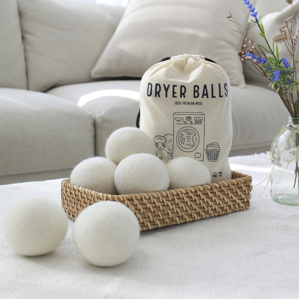 Queen Dryers' Wwool Ball 6 Pecks Laundry Dust-removal Laundry Dry Ball in Bathroom