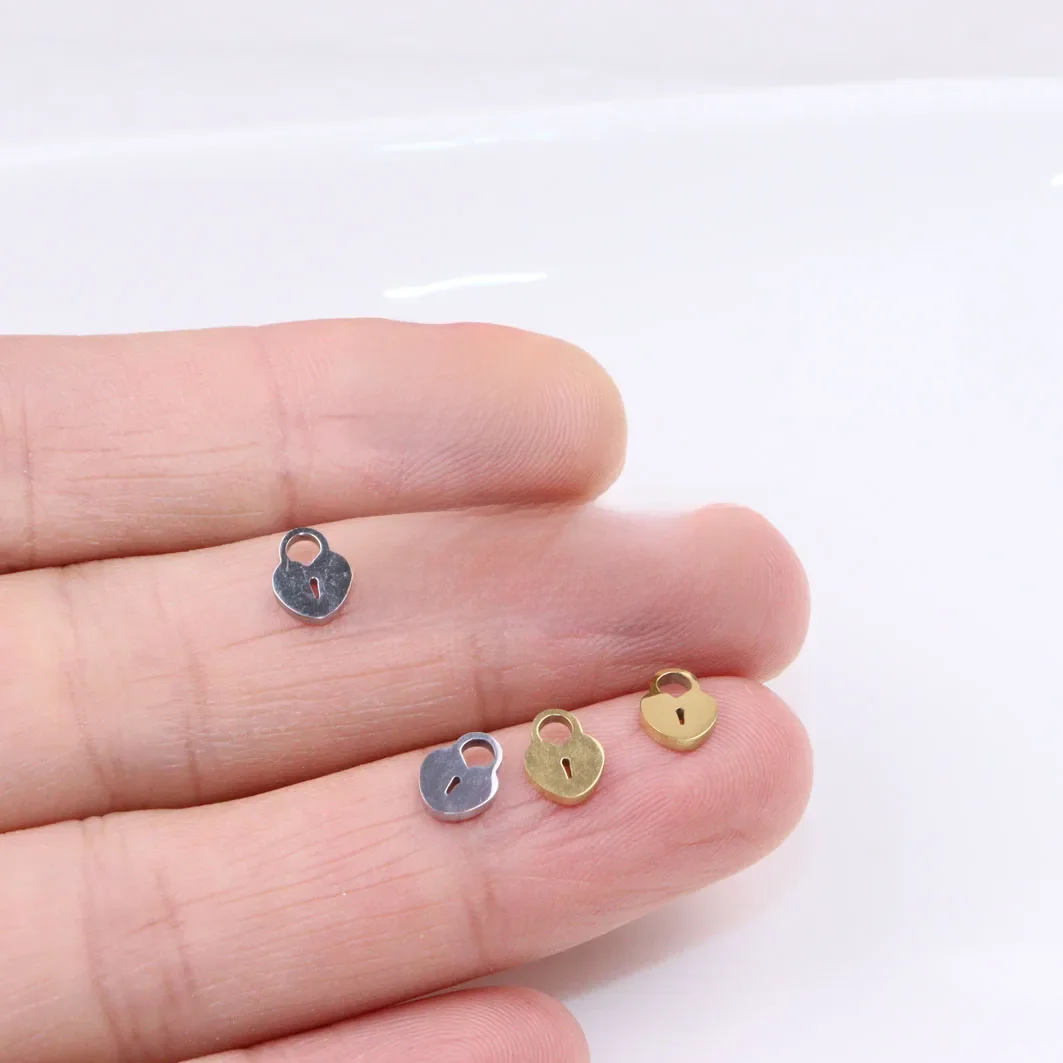10 sztuk hurtownie Mini zamek ze stali nierdzewnej wysokiej jakości Mirro polski kobiety wisiorek z amuletem naszyjnik DIY bransoletki nieblaknący bezbarwny — zdjęcie 2
