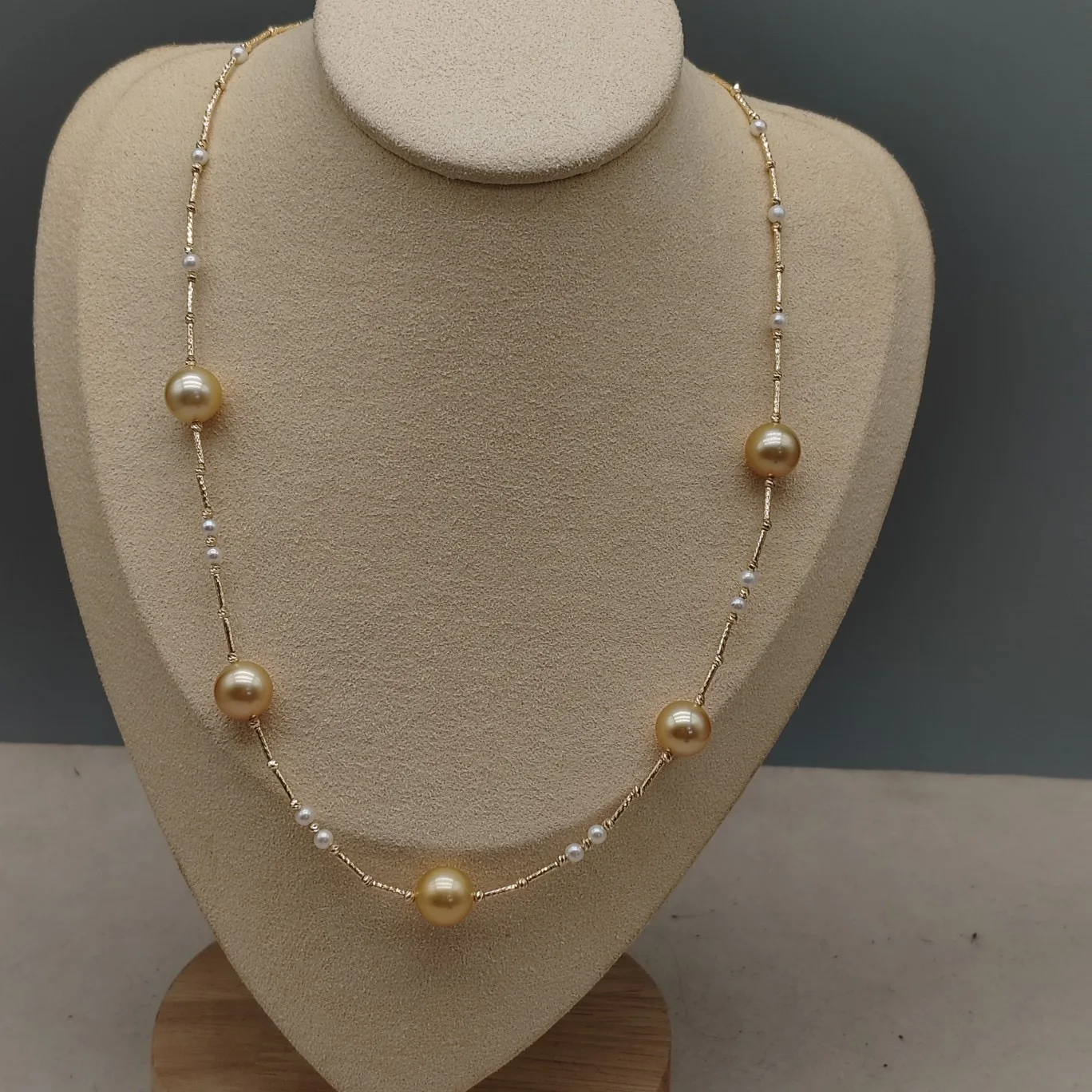 MADALENA SARARA Southsea Gold Pearl Women Chain Necklace 18K Gold Tube Connected White Pearl