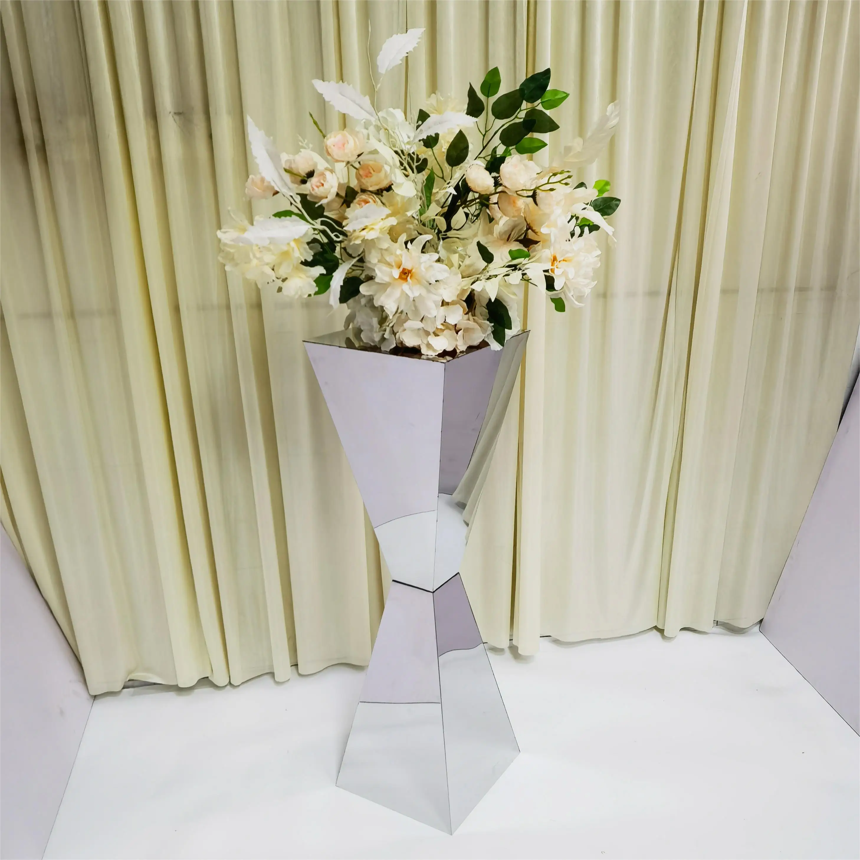 1pc Elegant Stainless Steel Mirror Display Base Stand, Suitable for Wedding, Party and Home Decoration
