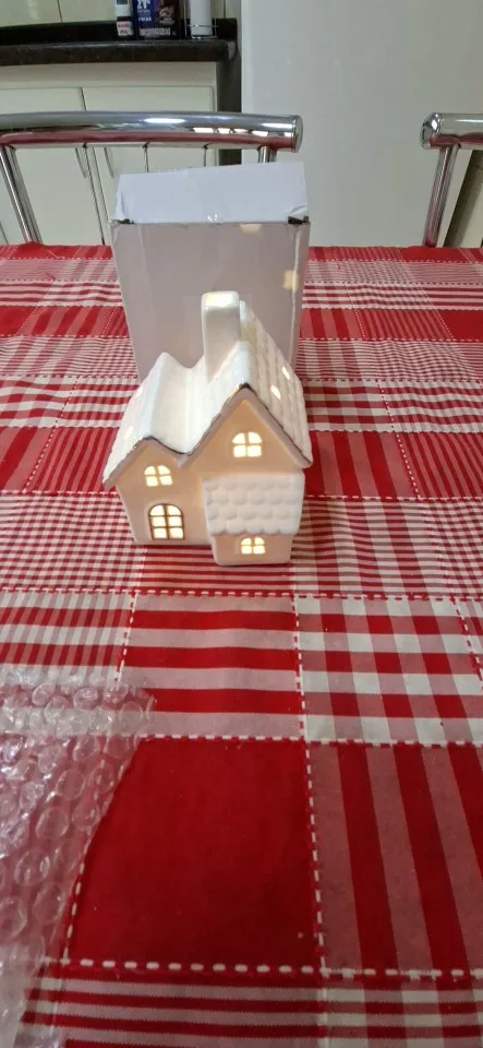 1pc Ceramic Light Up Snow House Christmas Ornament LED Cottage Xmas Tree Table Centerpiece Holiday Party Scene Decor Gift photo review