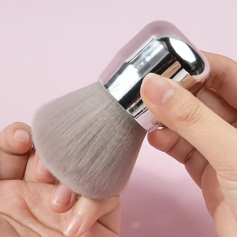 1/3/5 Stück Nagelstaubbürste mit silbernem Griff, große, weiche Bürste zum Reinigen nach der Maniküre, professionelles Nageldesign-Werkzeug für Acrylnägel. – Detail 2