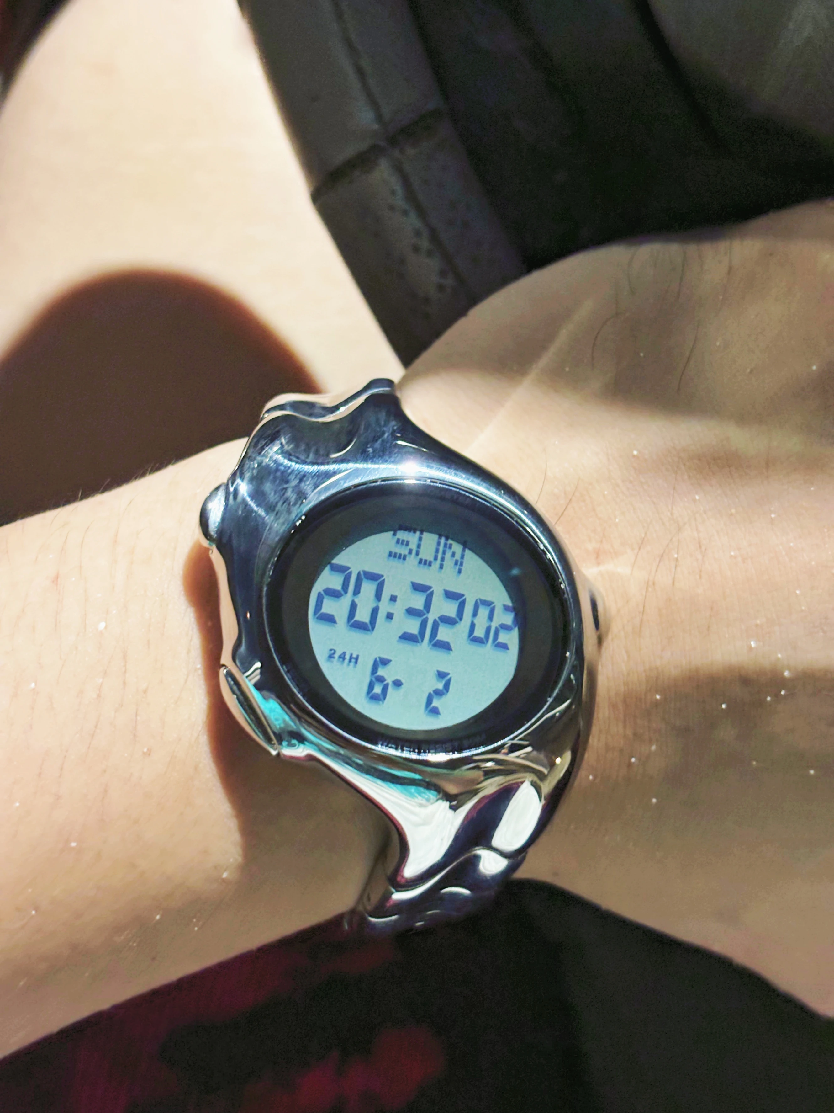 

BENLYDESIGN Unique Metal Watches Retro-futuristic Watches For Men Punk Style Fashion Digital Trendy Stylish Y2K Watches X5000-D