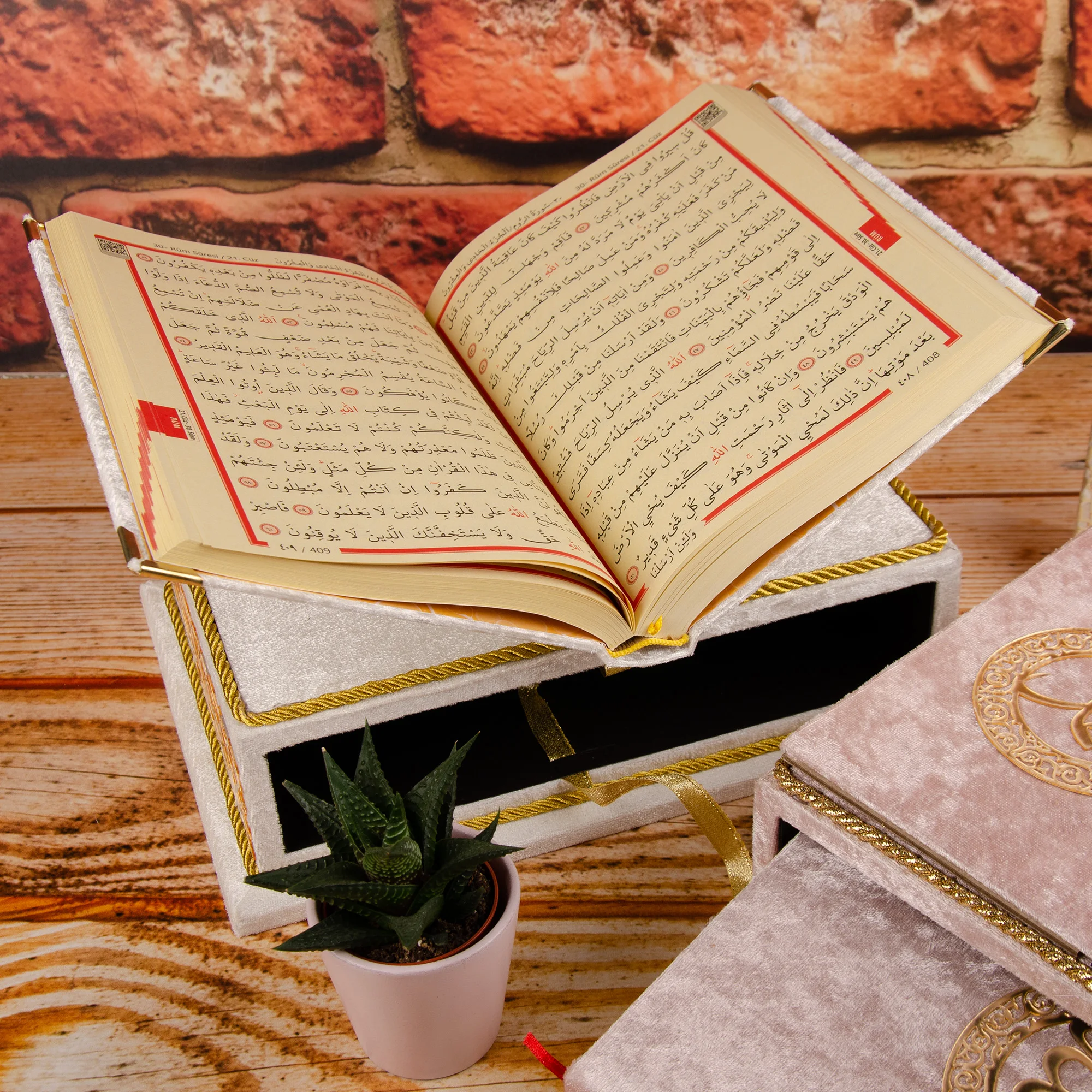 Holy Quran with Holder Koran Kerim Book Gift Rahle Islamic Muslim Favor For Wedding Family Father Mother Friends Eid Gifts *NEW