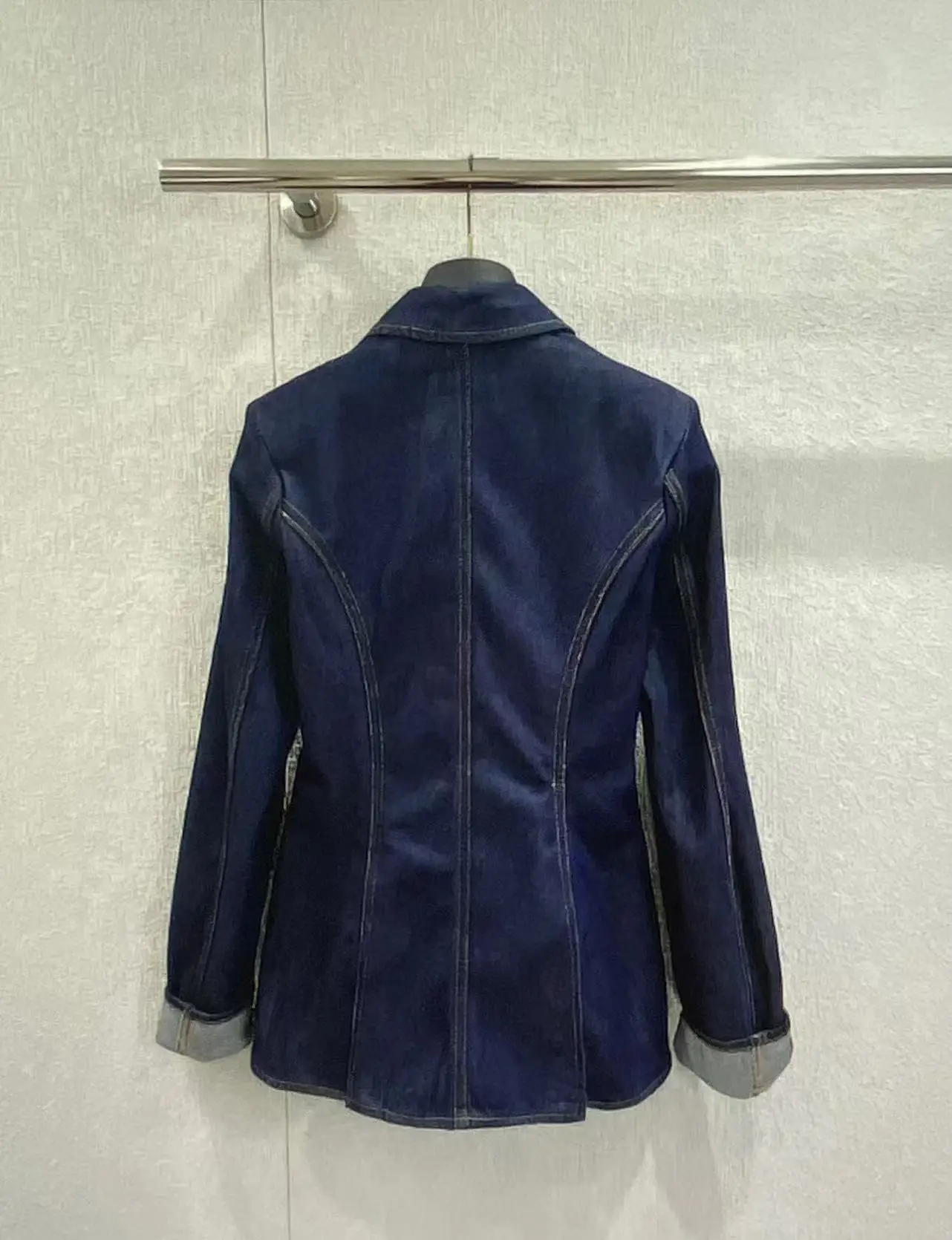 

Новинка осени 202, женский темно-синий джинсовый пиджак в стиле ретро с поясом, темпераментный пиджак с длинными рукавами и лацканами C6