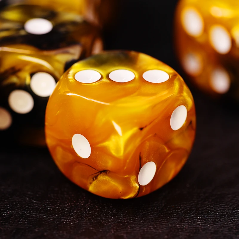 Black and Yellow DND D6 Dice Set for Table Games Pieces Set Warhammers 40K RPG